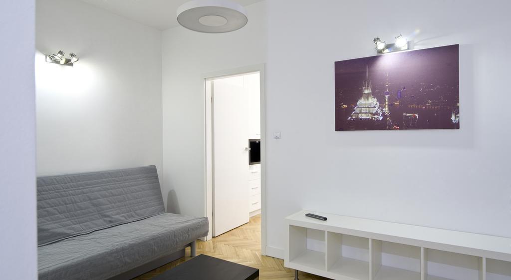 Goodnight Warsaw Apartments Jaworzynska 3 מראה חיצוני תמונה